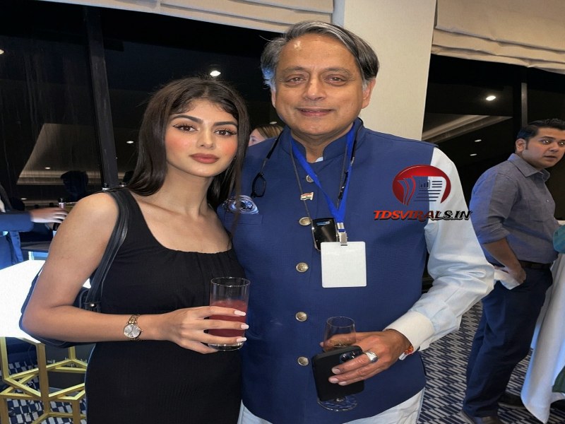 शशि थरूर, सांसद (कांग्रेस)